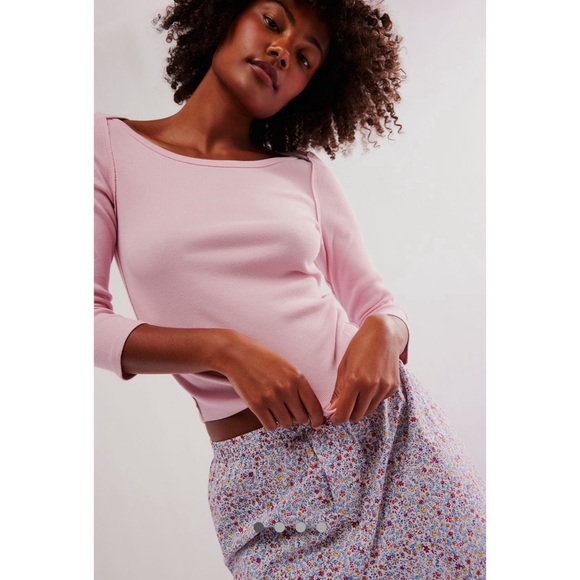NO OFFERS/FREE PEOPLE LAYERING TOP IN MAUVE PINK. - Picture 1 of 5